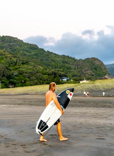74_Tag 23 - Piha Beach