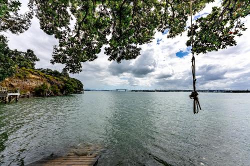 062_Tag 30 - Hidden Cove