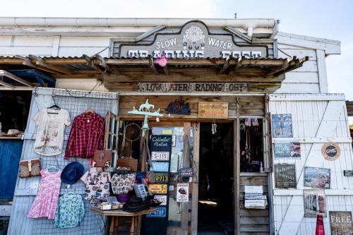 085_Tag 31 - Puhoi Village