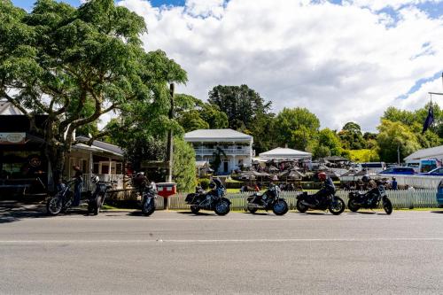 086_Tag 31 - Puhoi Village