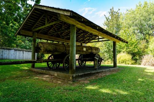 089_Tag 31 - Puhoi Village