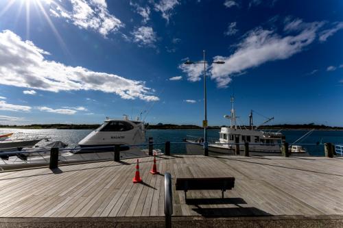 127_Tag 60 - Whatakane